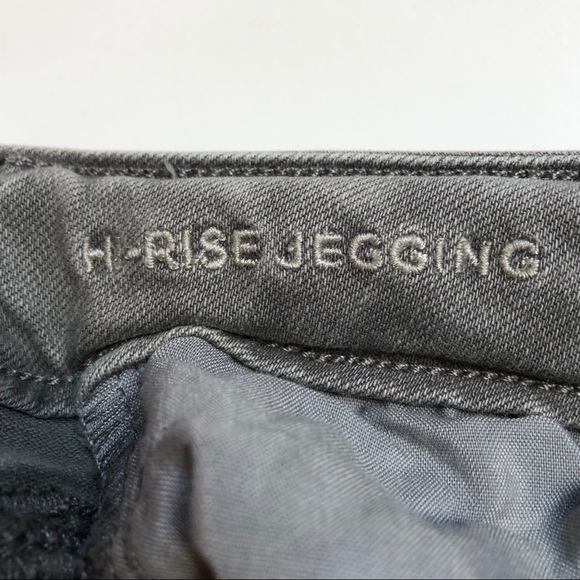 AE | Stuper Stretch Hi-rise Grey Jegging - Picture 6 of 13